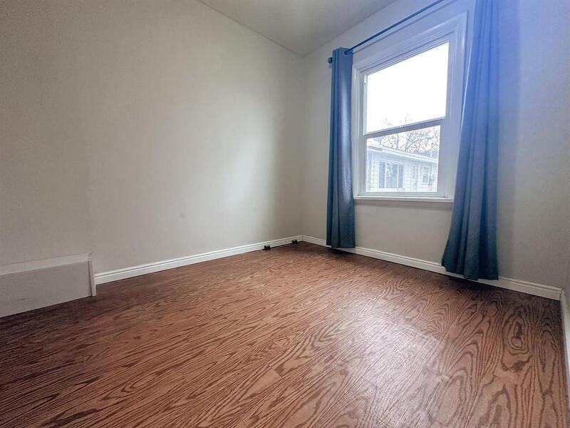 116 N Tremont St #5 - Photo 4 of 7