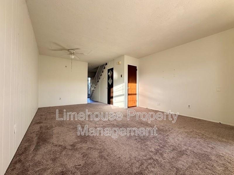 4428 Ocean View Ave - Photo 2 of 10