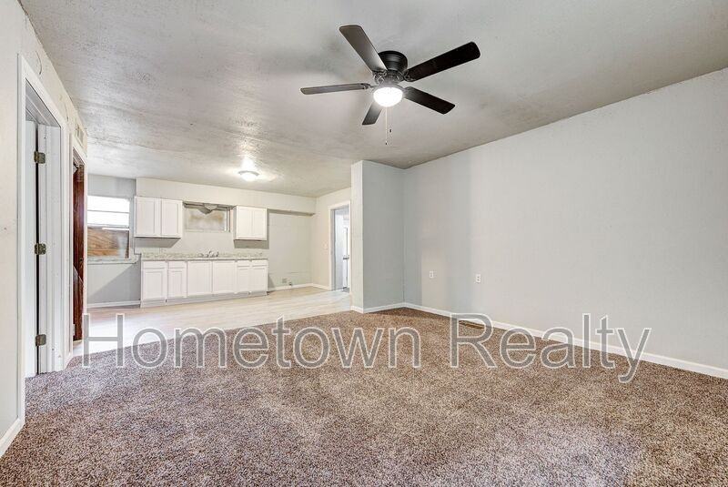 1135 N Billen Ave - Photo 5 of 29