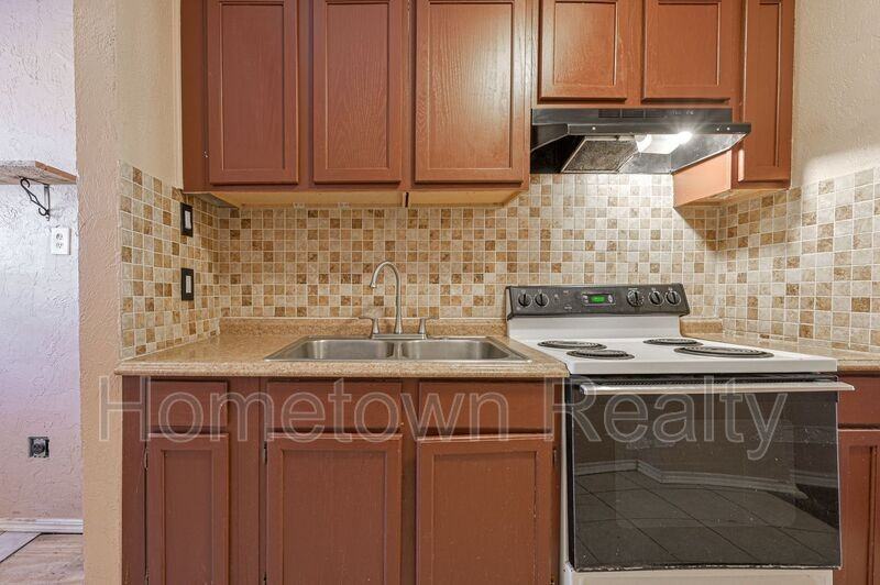 1605 Nw 29th St - Photo 7 of 18