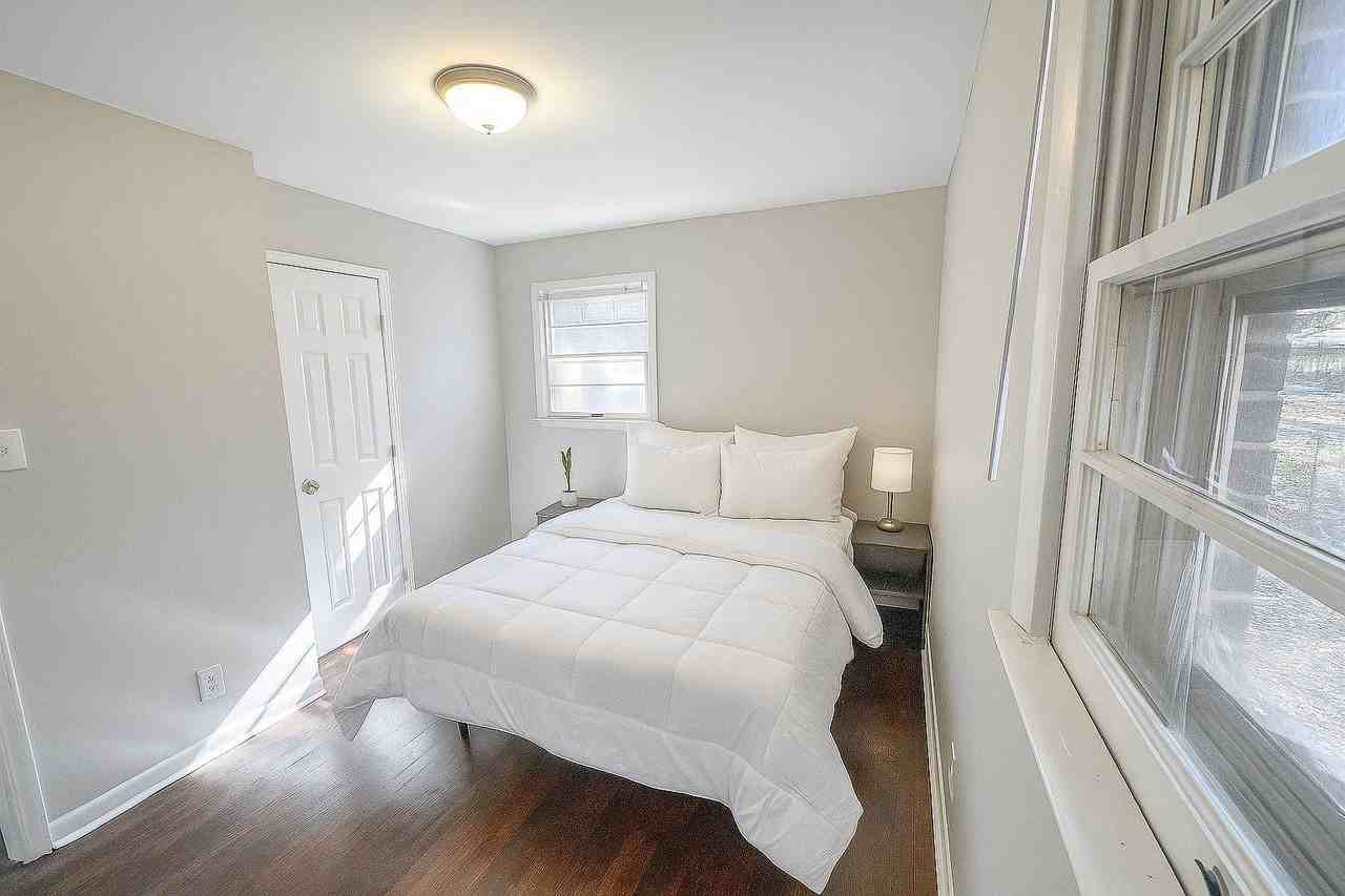 Pineside Dr - Photo 6 of 6