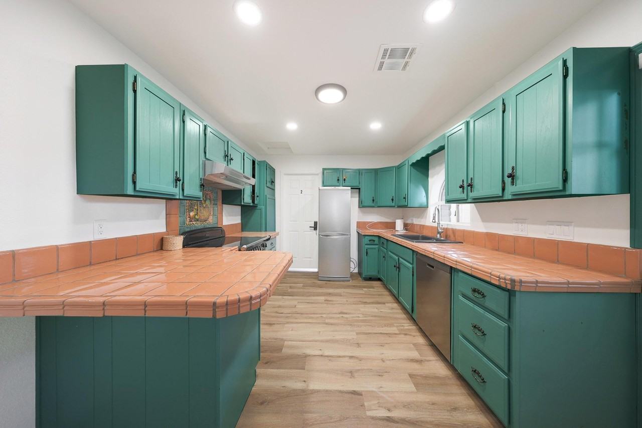 W University Dr - Photo 3 of 15