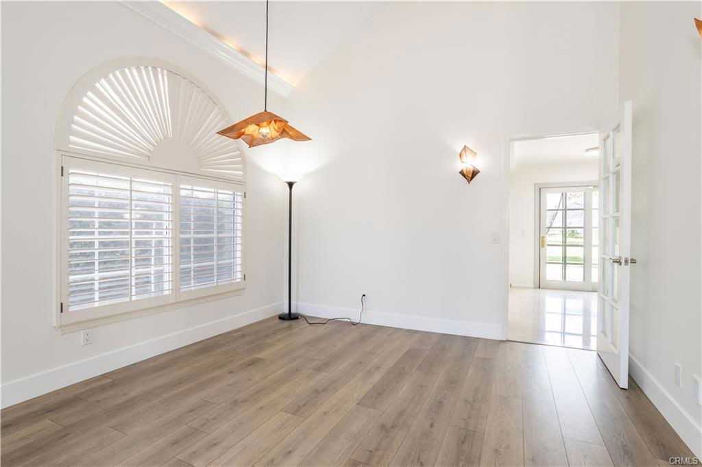 12051 Falcon Crest Way - Photo 3 of 7