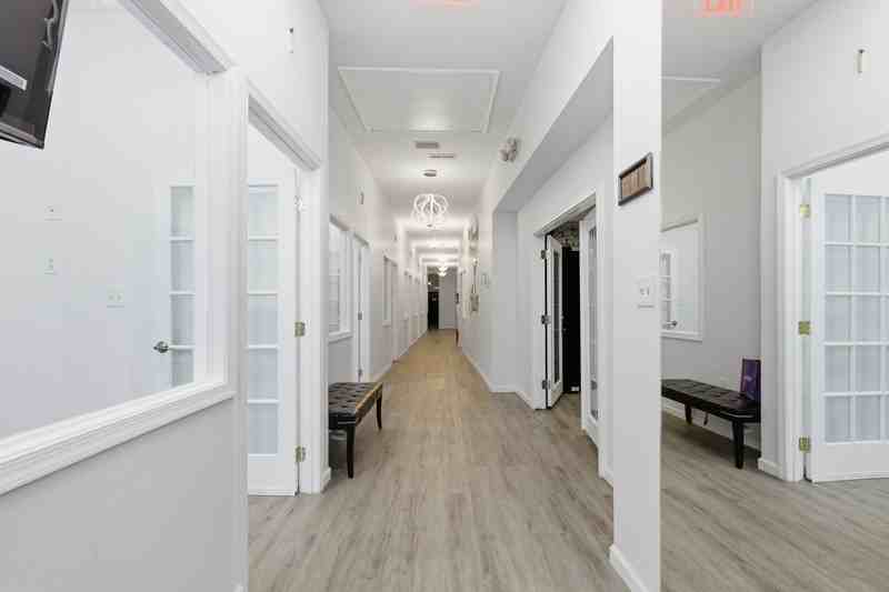 4341 Park Heights Ave - Photo 4 of 33