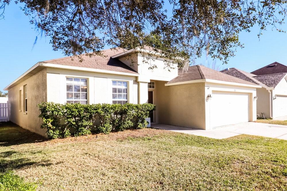 1231 Loretto Circle - Photo 3 of 16