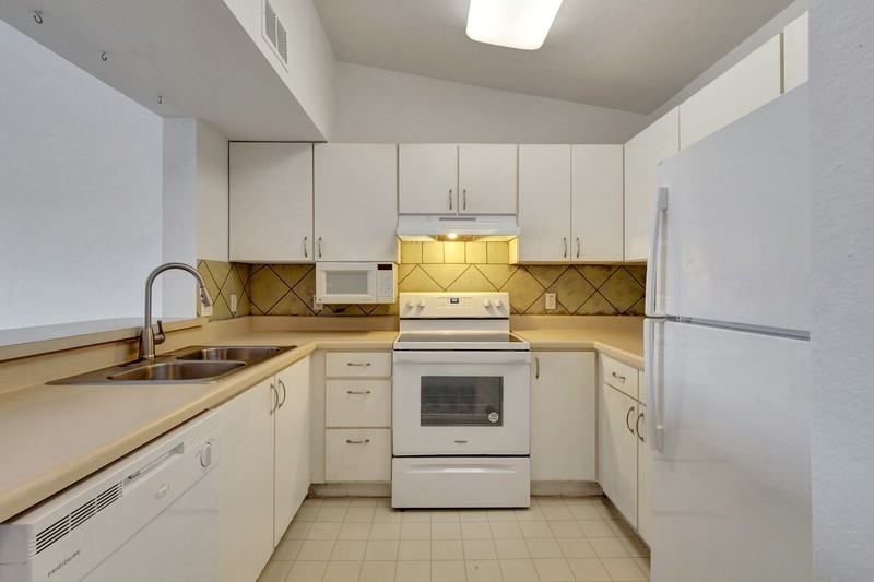 8297 Key Royal Ln #334 - Photo 3 of 17