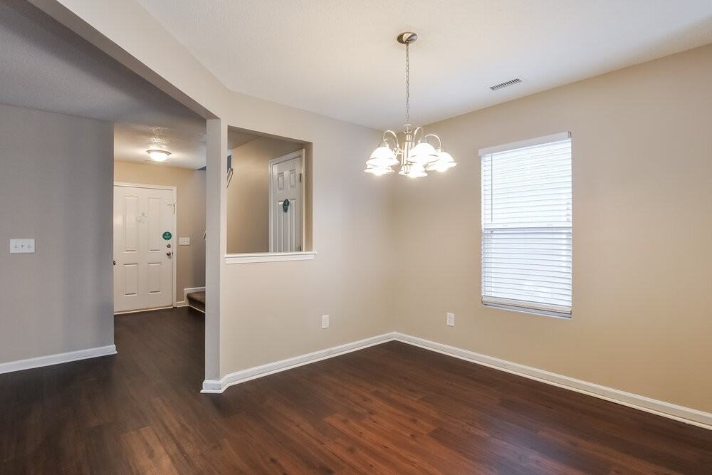 21 Valleyfield Dr - Photo 5 of 15