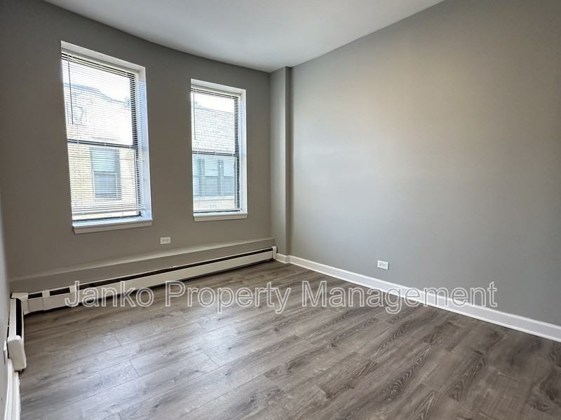 5657 W Washington Blvd #3N - Photo 6 of 12