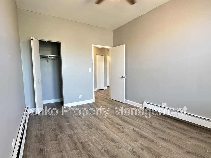 5657 W Washington Blvd #3N - Photo 7 of 12