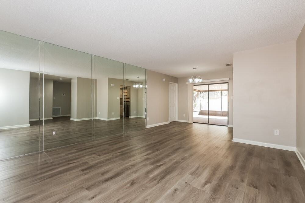 813 Regal Palm Ct - Photo 3 of 16