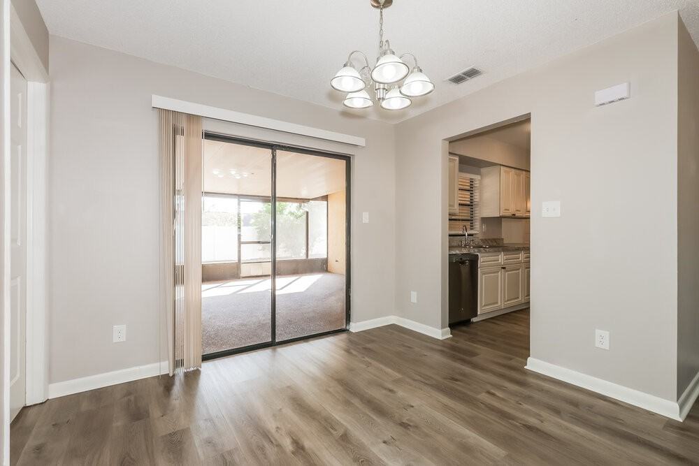813 Regal Palm Ct - Photo 4 of 16
