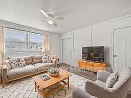 featured image of 200 York St #G4