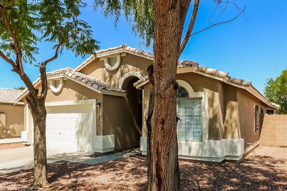 13354 W Saguaro Ln - Photo 3 of 16