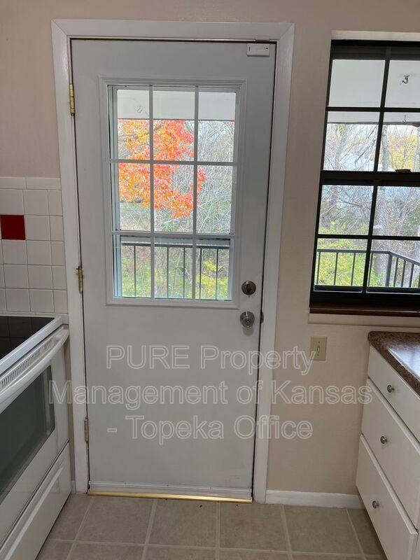 3032 Sw Lydia Ave #206 - Photo 7 of 23