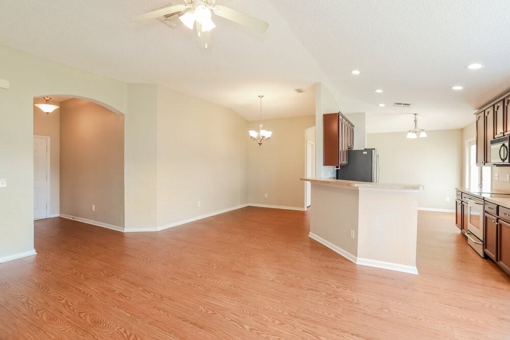 1716 Hollow Glen Dr - Photo 6 of 16