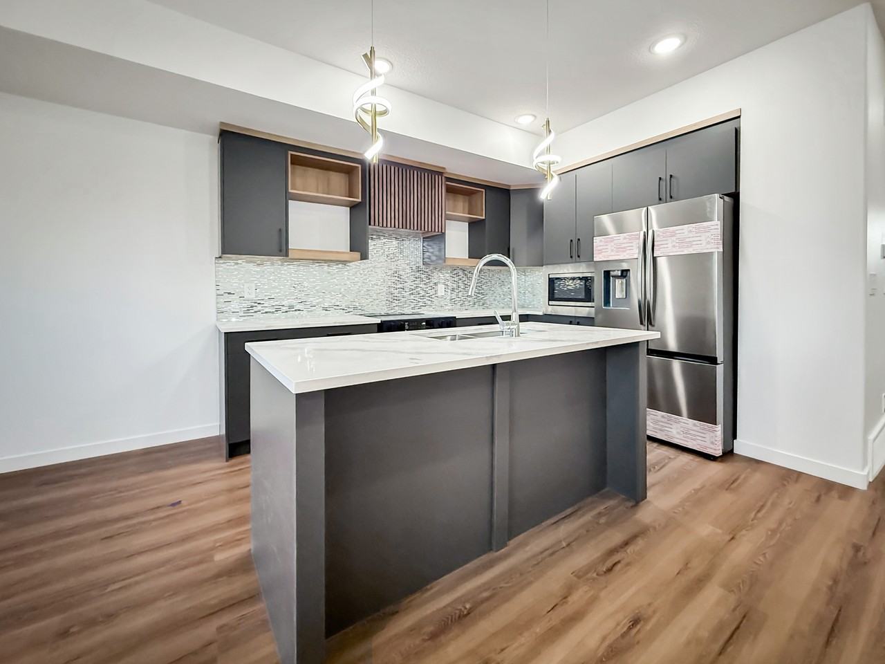 130 Hawks Ridge Boulevard NW - Photo 3 of 33