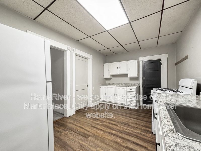 201 Crescent Avenue - Photo 2 of 19