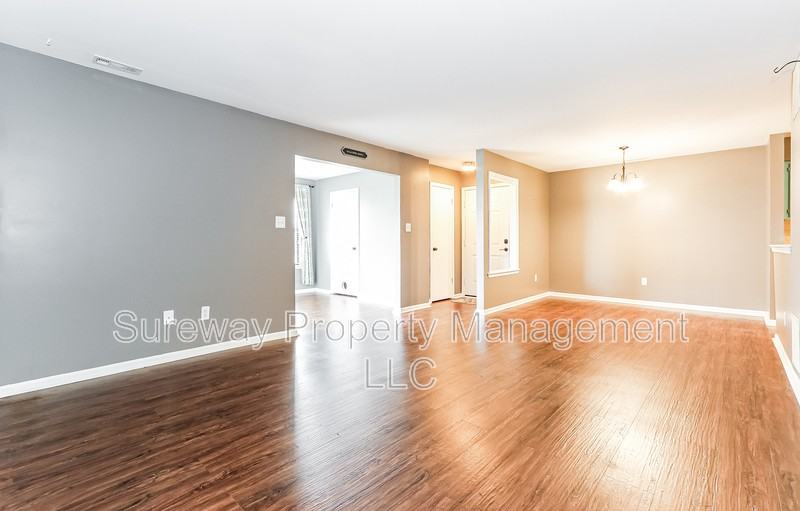 3 Harrogate Ct - Photo 2 of 15