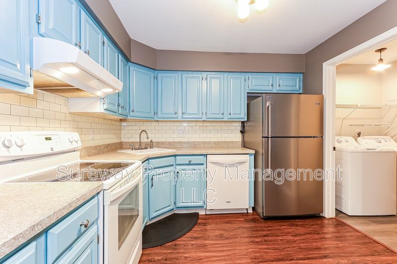 3 Harrogate Ct - Photo 5 of 15