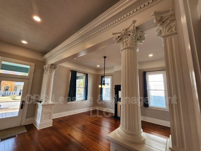 2908 10th Ave - Photo 6 of 31