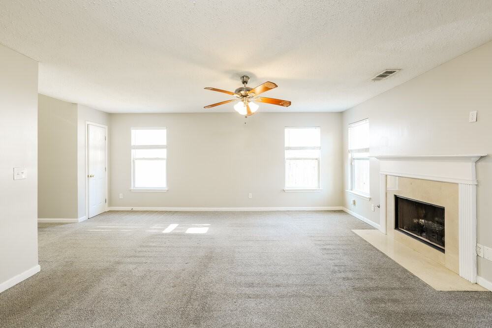 1006 Rolling Meadows Rd - Photo 6 of 17