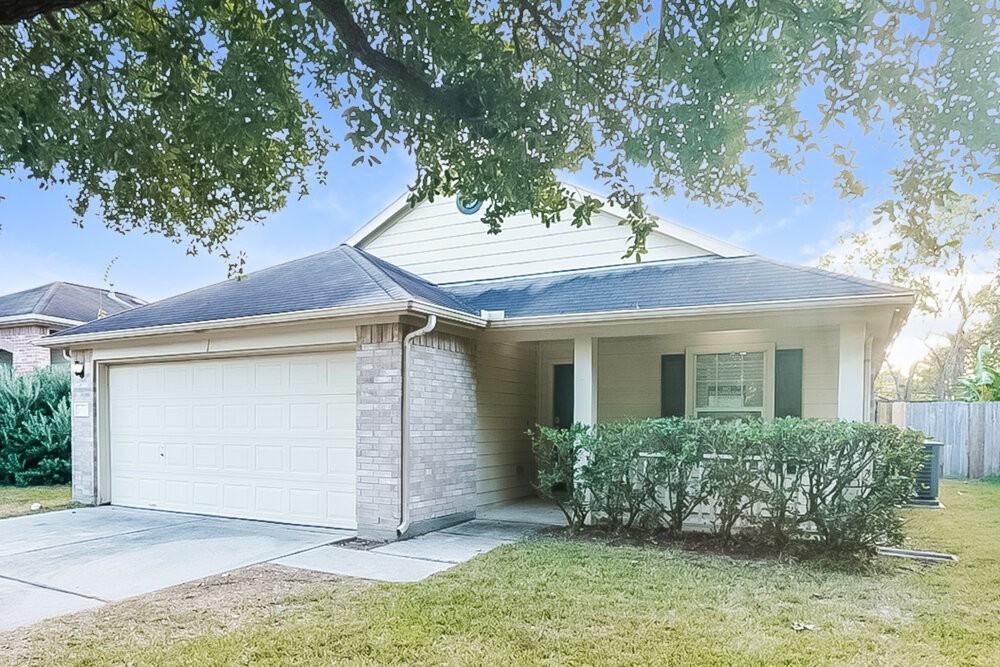 11303 Northam Dr - Photo 3 of 16