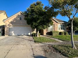 featured image of 4450 Mullin Court