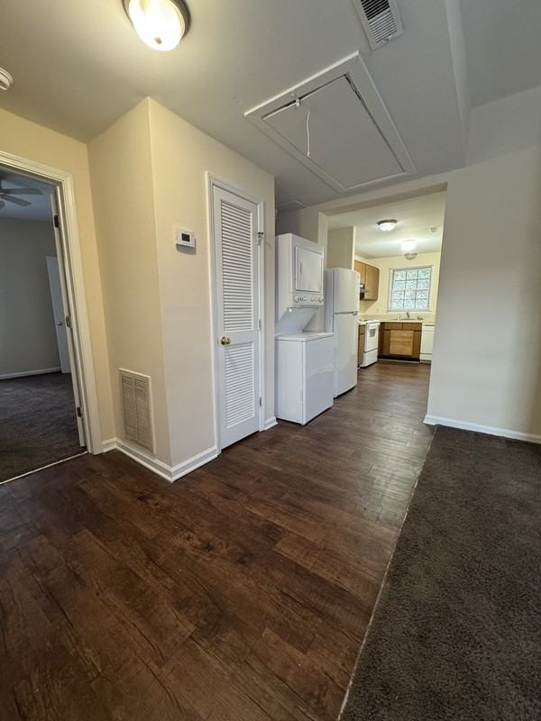 1323 E 10th St - Photo 7 of 16