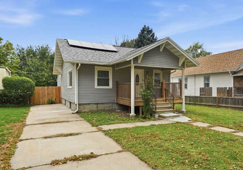 6429 Morrill Avenue - Photo 2 of 23