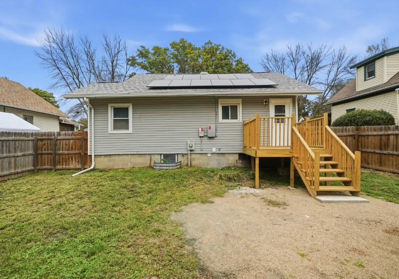 6429 Morrill Avenue - Photo 3 of 23