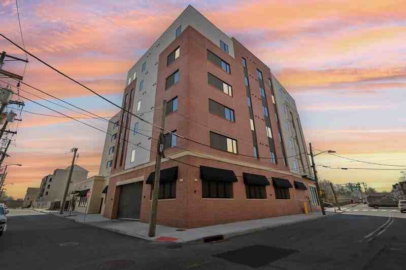 276 Reock St - Photo 4 of 26