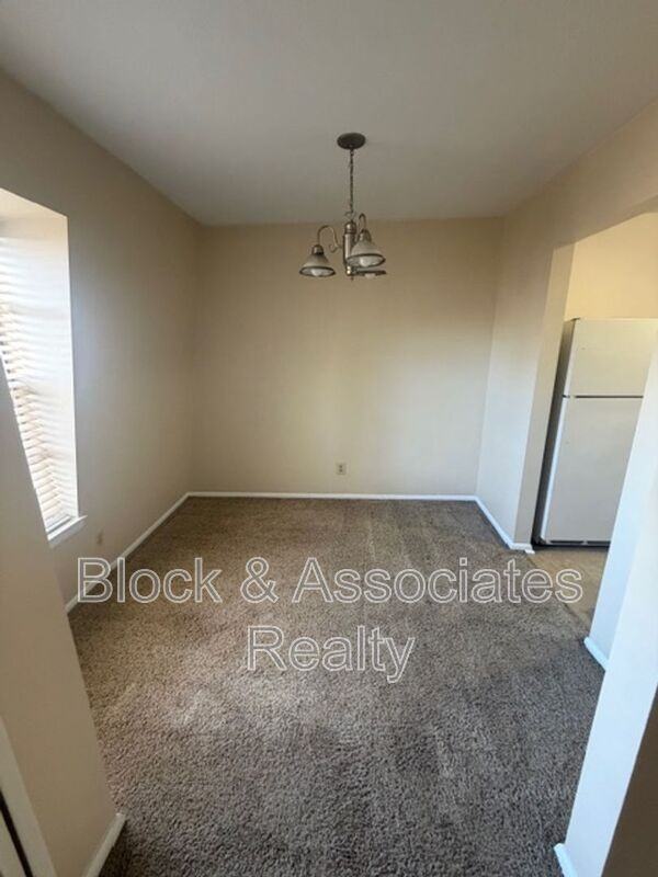 3824 3824 - Photo 4 of 10