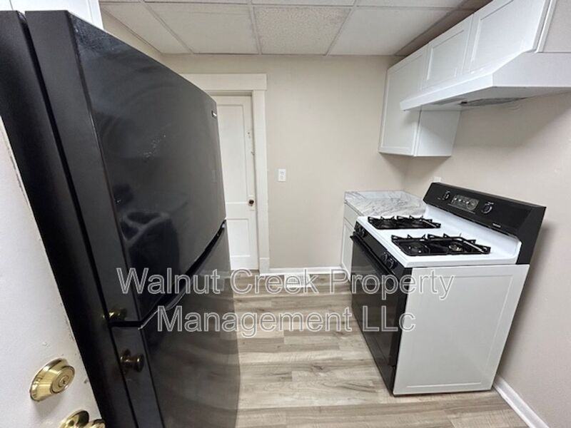 100 Rush St #100RUSH - Photo 7 of 25