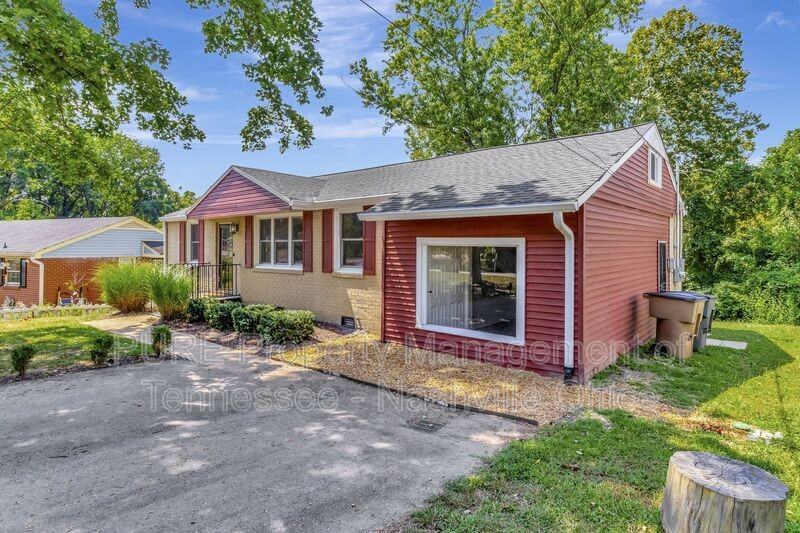 4903 Raywood Ln - Photo 3 of 28