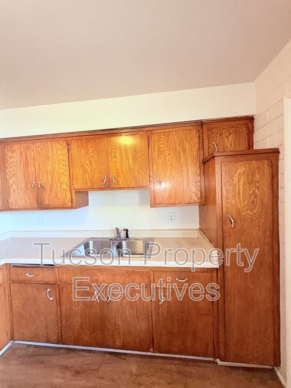 8914 S Nogales Hwy - Photo 3 of 15