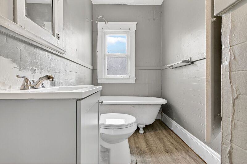 4118 E 64th St - Photo 6 of 15