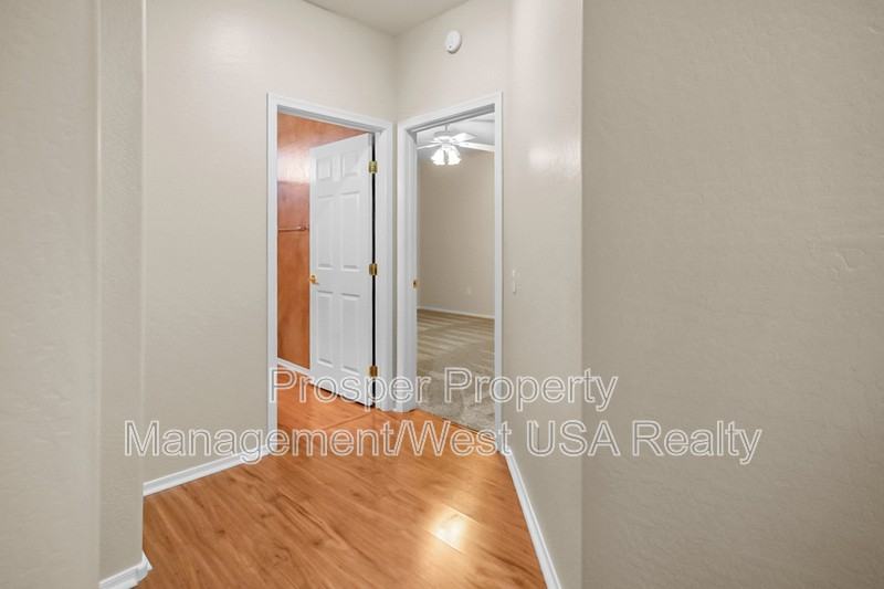 17547 West Calistoga Drive - Photo 7 of 29