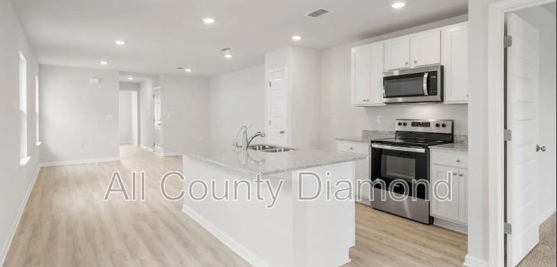 6615 Kettles St - Photo 3 of 26