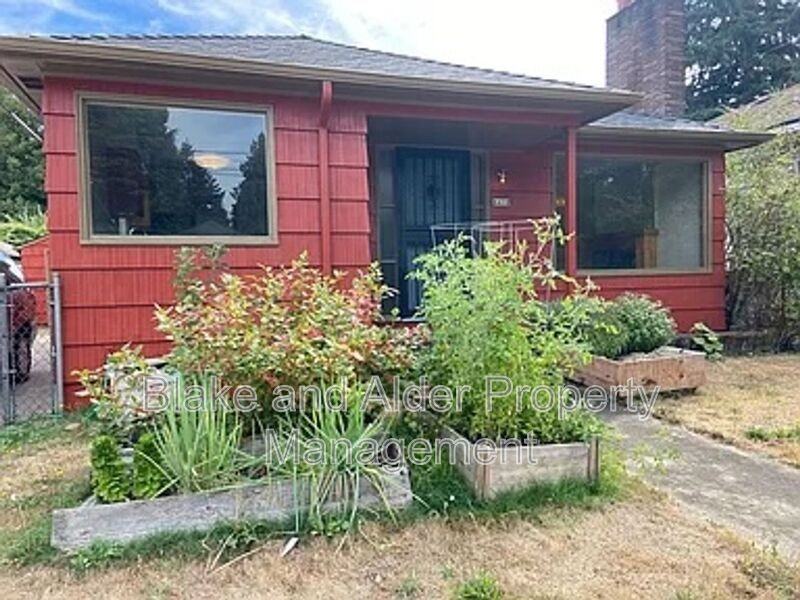 6410 Ne 33rd Ave - Photo 2 of 18