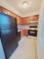 featured image of 696 Hope Street #B