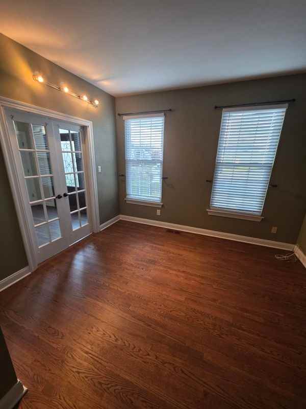 12 Jared Court - Photo 5 of 34