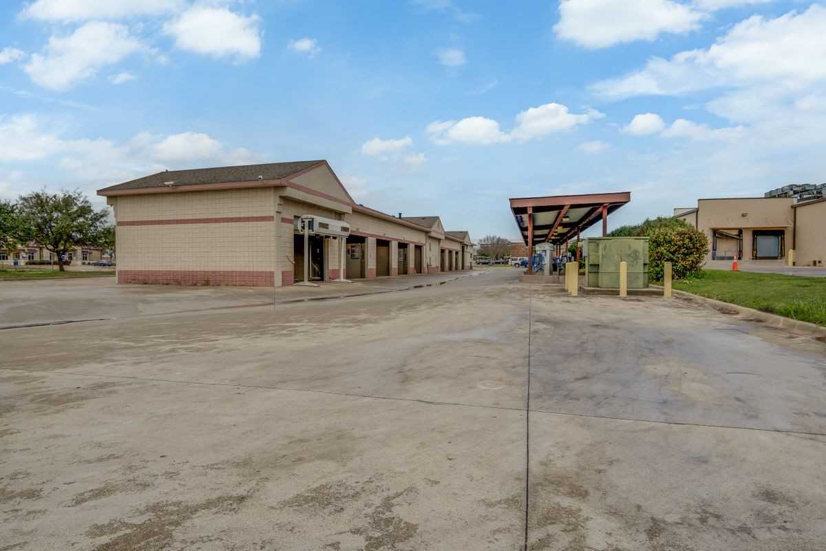 2520 S Bardin rd - Photo 7 of 7