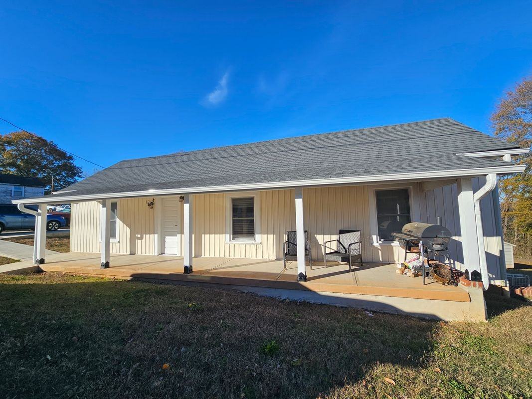 208 West Main Street - Photo 2 of 16