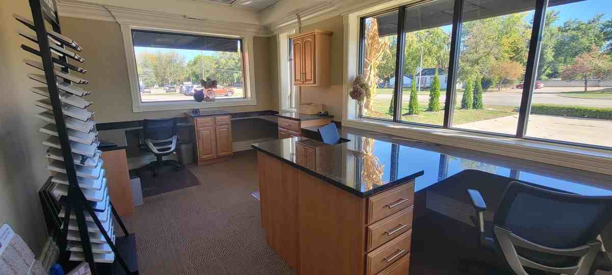 15619 Farmington Road - Photo 6 of 7