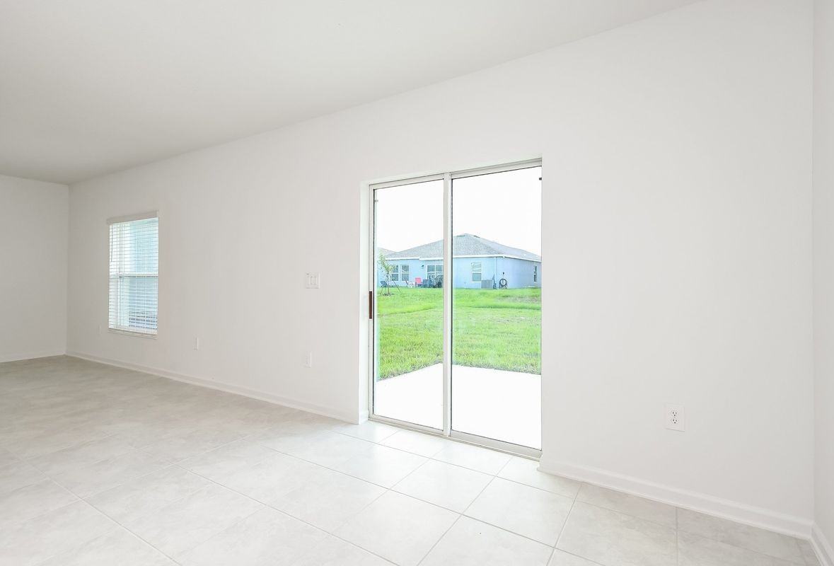 256 Hayley Street - Photo 5 of 22