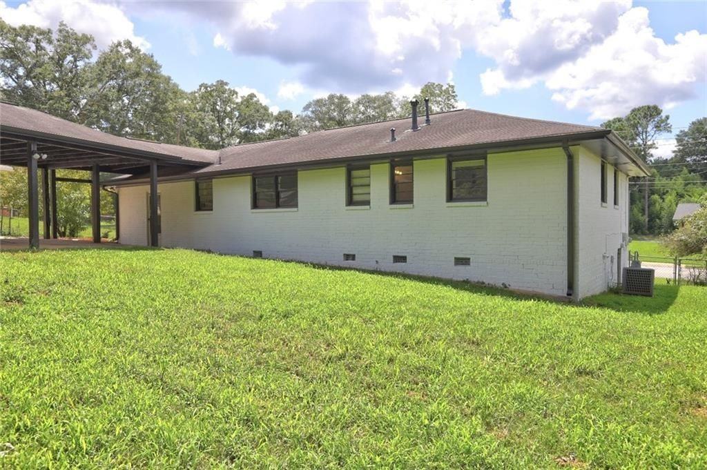 970 Oglethorpe Avenue - Photo 6 of 33