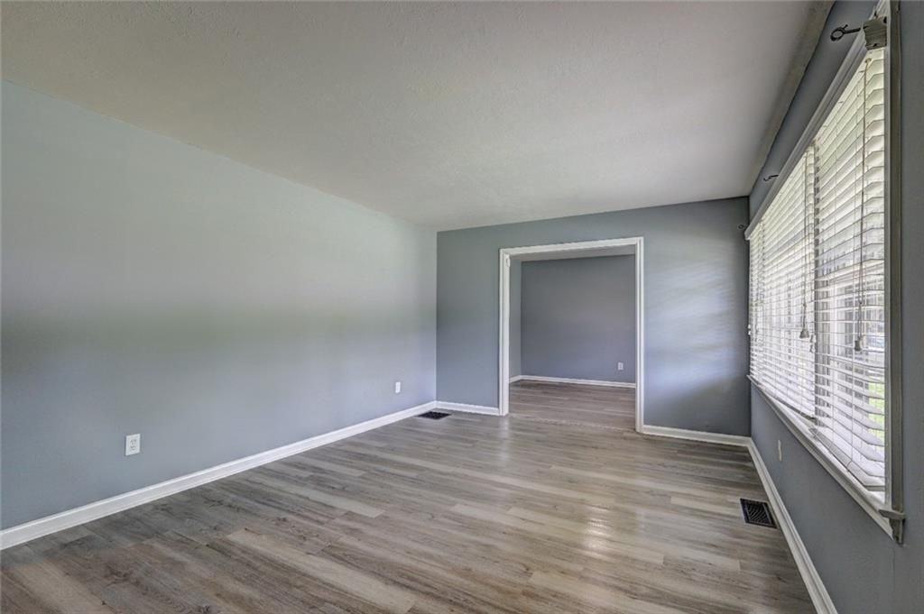 970 Oglethorpe Avenue - Photo 7 of 33