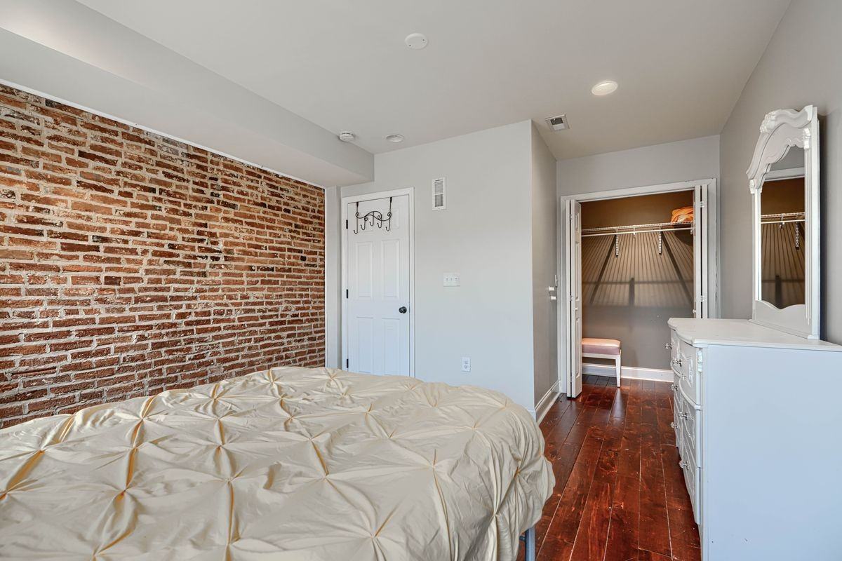 1730 East Chase Street - Photo 3 of 49