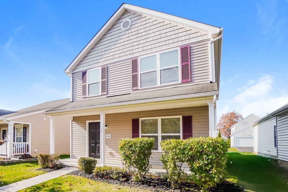 2563 Bristlecone Ln - Photo 4 of 17