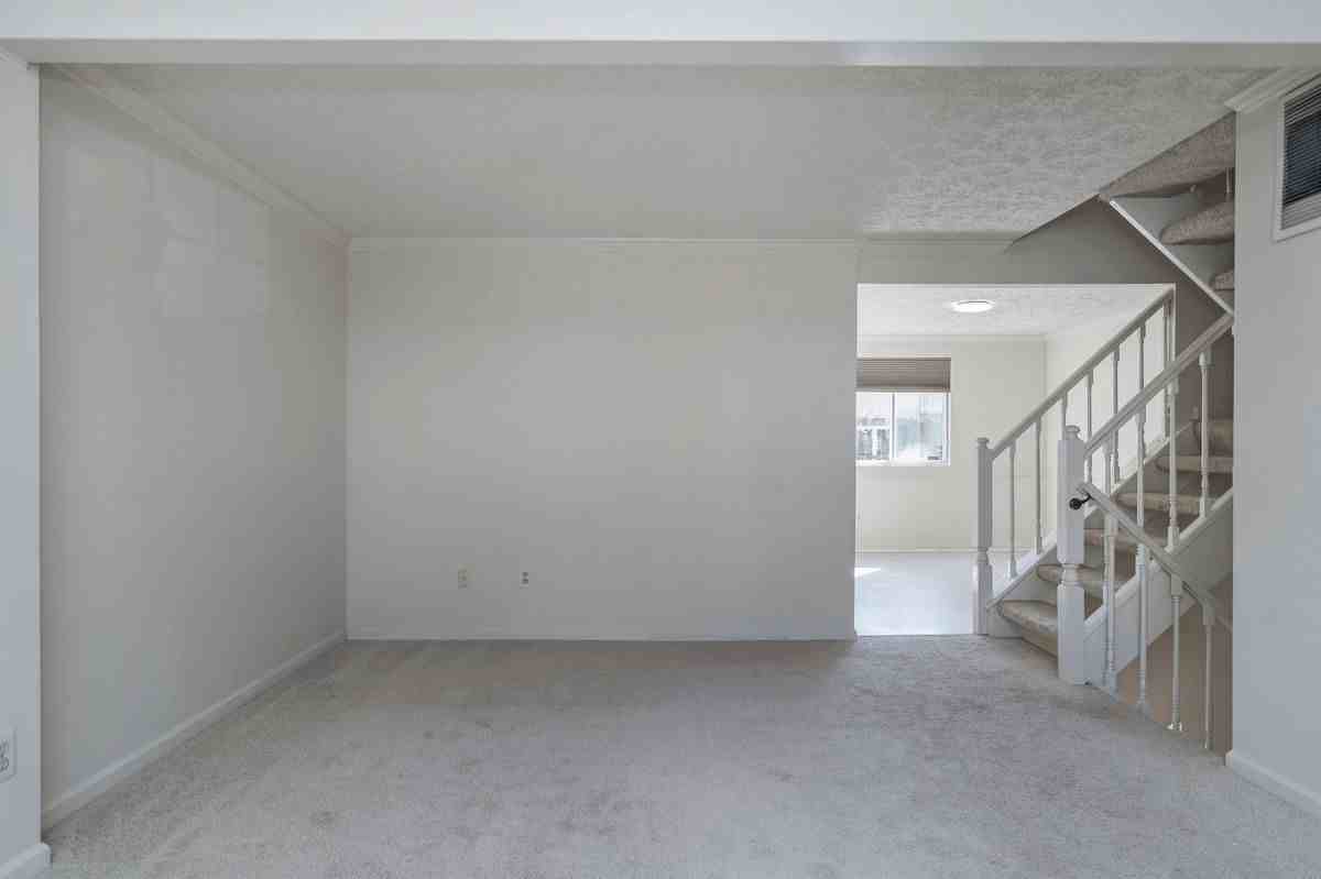 3855 Sunny Brook Court - Photo 6 of 45